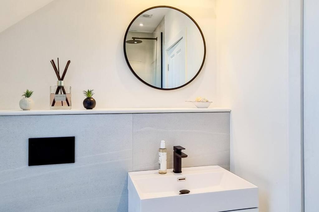 Scandicstay-Apartment Harrogate Bagian luar foto